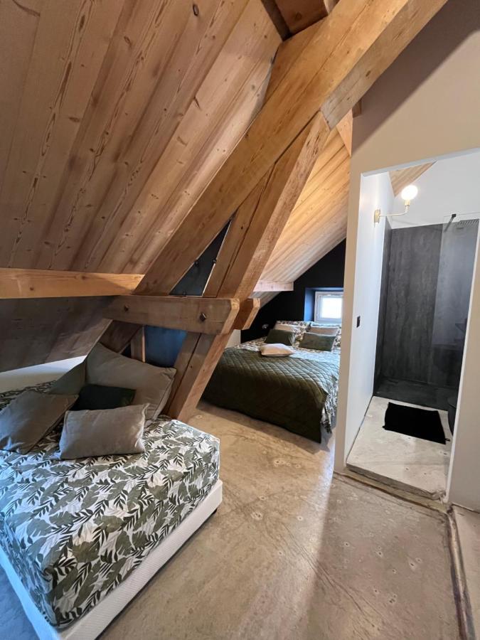 ブール・サン・モーリス Refuges Sous Les Toits Bed & Breakfast エクステリア 写真